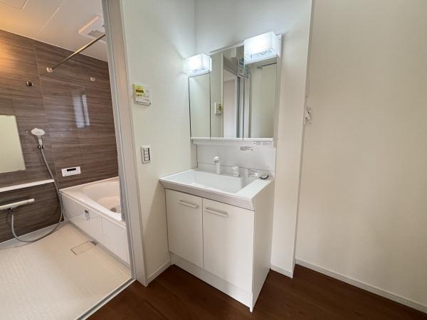 守山市阿村町１期１号棟　新築分譲住宅