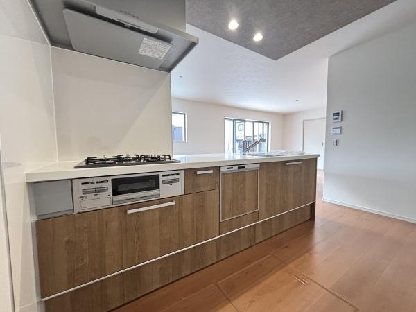 守山市阿村町１期１号棟　新築分譲住宅