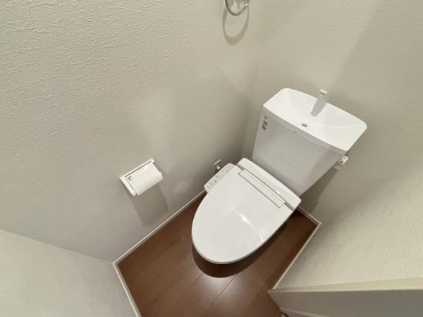 守山市阿村町１期２号棟　新築分譲住宅