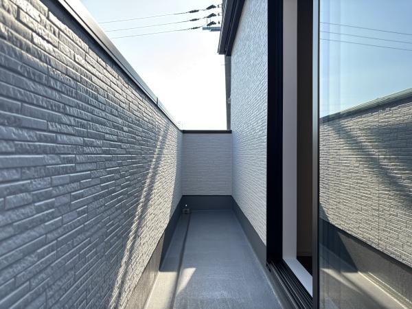 守山市阿村町１期２号棟　新築分譲住宅