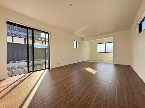 長浜市平方町７期２号棟　新築分譲住宅