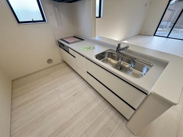 長浜市平方町７期２号棟　新築分譲住宅