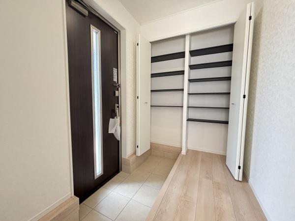 東近江市小脇町第４　新築分譲住宅