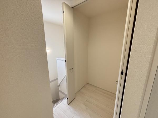 東近江市東沖野５丁目３期１号棟　新築分譲住宅