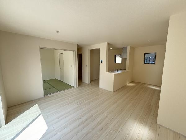 野洲市冨波甲３期１号棟　新築分譲住宅