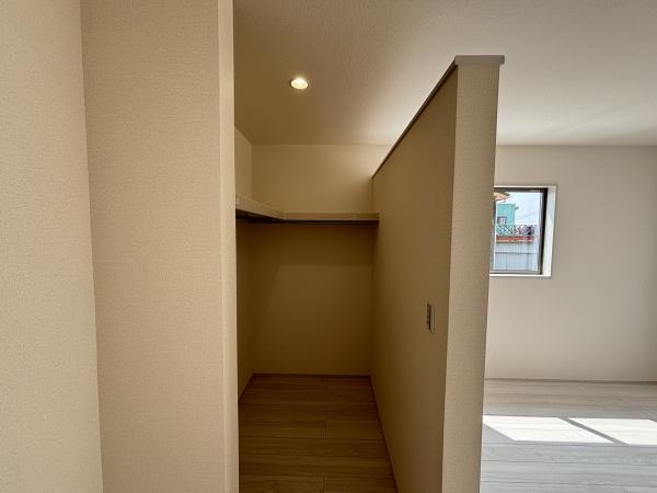 野洲市冨波甲３期１号棟　新築分譲住宅