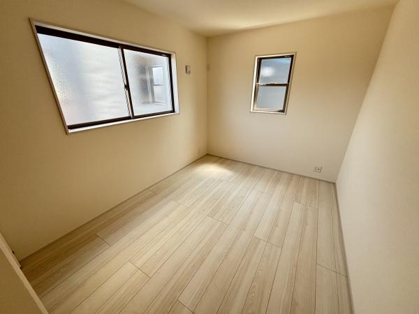 野洲市冨波甲３期１号棟　新築分譲住宅