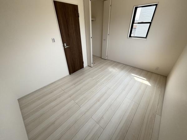 野洲市冨波甲３期２号棟　新築分譲住宅