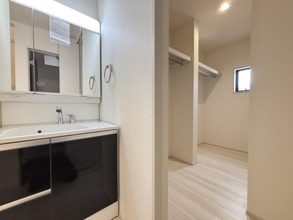 野洲市冨波甲３期２号棟　新築分譲住宅