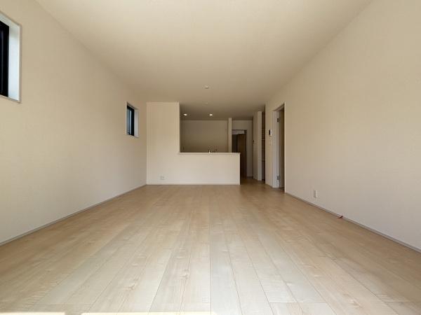 野洲市冨波甲３期３号棟　新築分譲住宅
