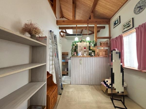 近江八幡市中小森町　売店舗