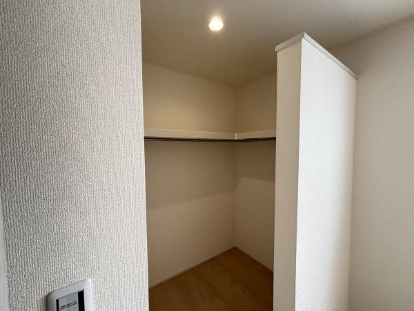 愛荘町石橋３期４号棟　新築分譲住宅