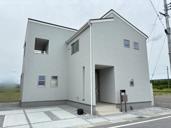 愛荘町石橋３期４号棟　新築分譲住宅