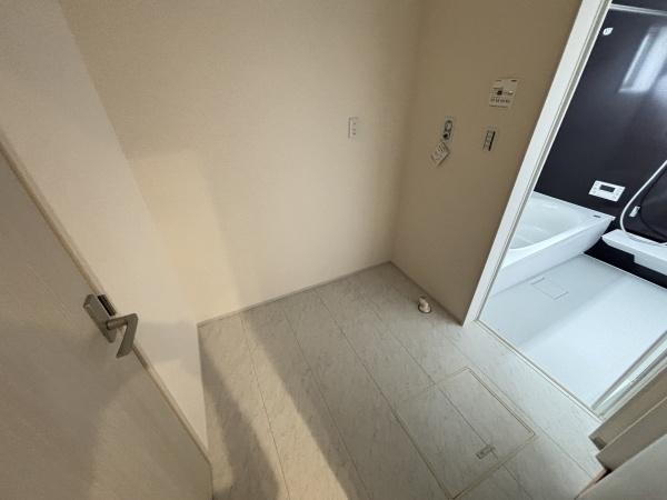 愛荘町石橋３期４号棟　新築分譲住宅