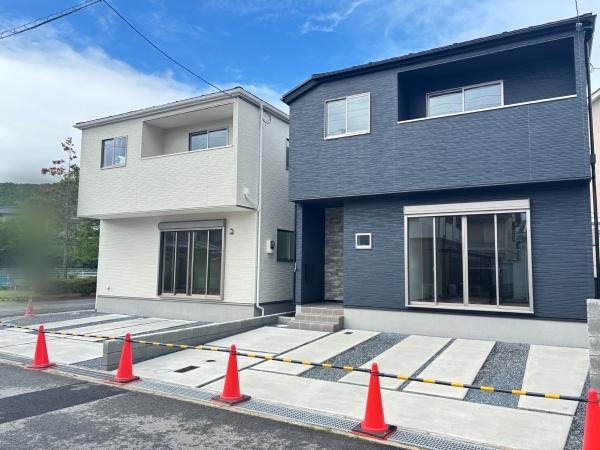野洲市近江富士２丁目１期２号地　新築分譲住宅