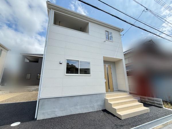 彦根市正法寺町第１－１号棟　新築分譲住宅