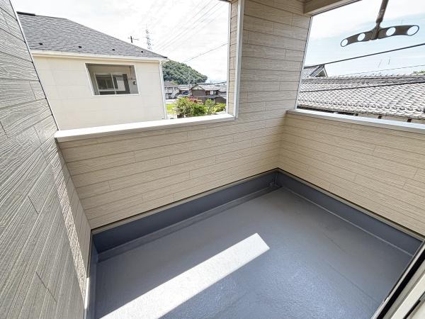 彦根市正法寺町第１－２号棟　新築分譲住宅