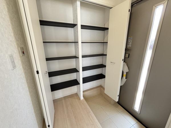 彦根市正法寺町第１－２号棟　新築分譲住宅