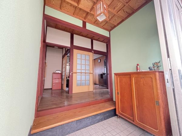 近江八幡市堀上町の中古一戸建て