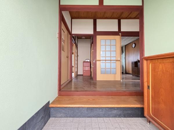 近江八幡市堀上町の中古一戸建て