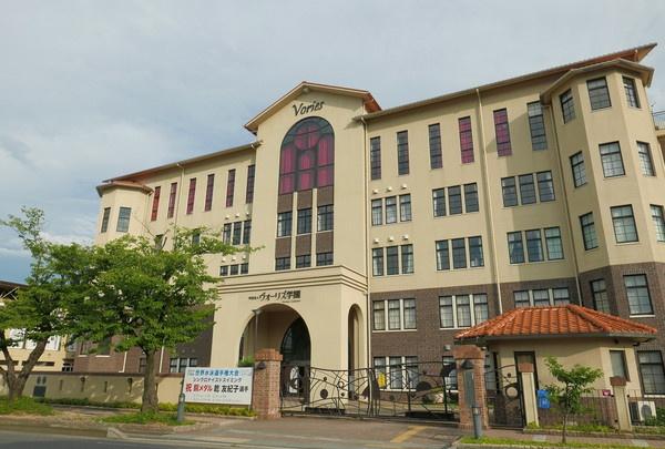 近江八幡市出町の土地(私立近江兄弟社学園高校)