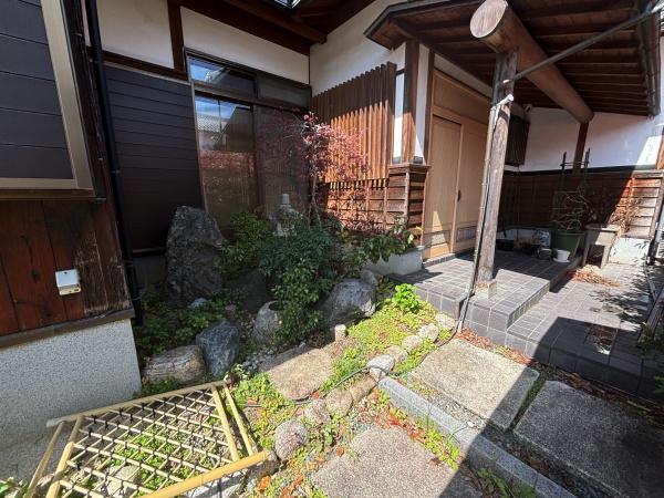 近江八幡市出町の中古一戸建て