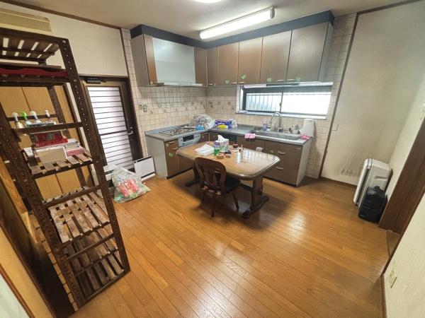 近江八幡市出町　中古戸建て住宅