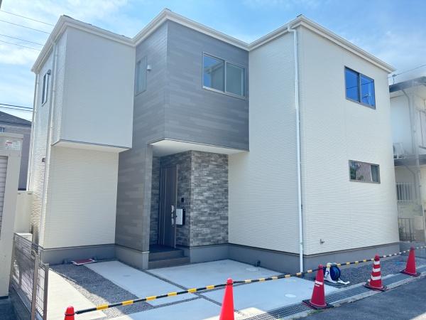 近江八幡市鷹飼町　新築分譲住宅