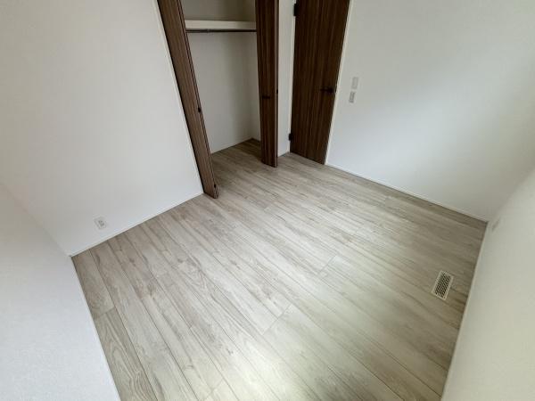 湖南市サイドタウン２丁目２号棟　新築分譲住宅