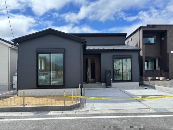 湖南市サイドタウン２丁目２号棟　新築分譲住宅