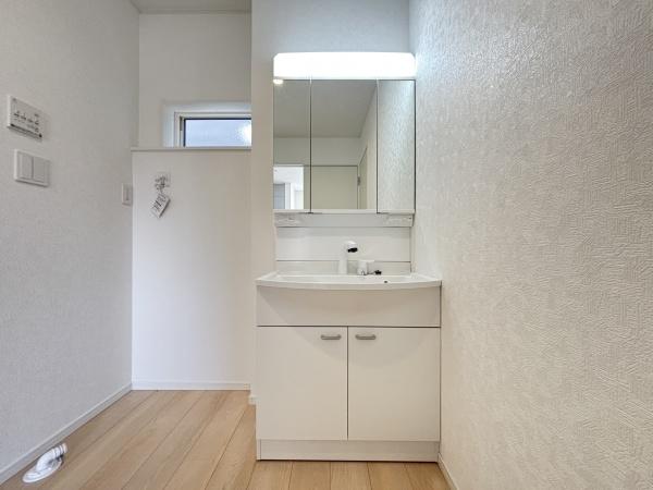 彦根市芹町第１－１号棟　新築分譲住宅
