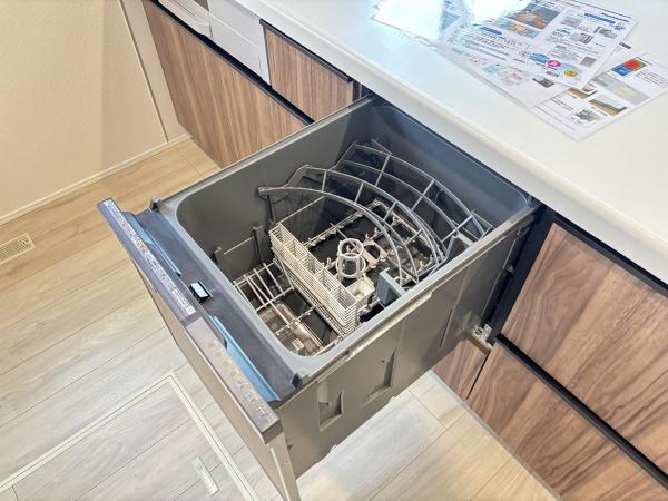 湖南市宝来坂２丁目　新築分譲住宅