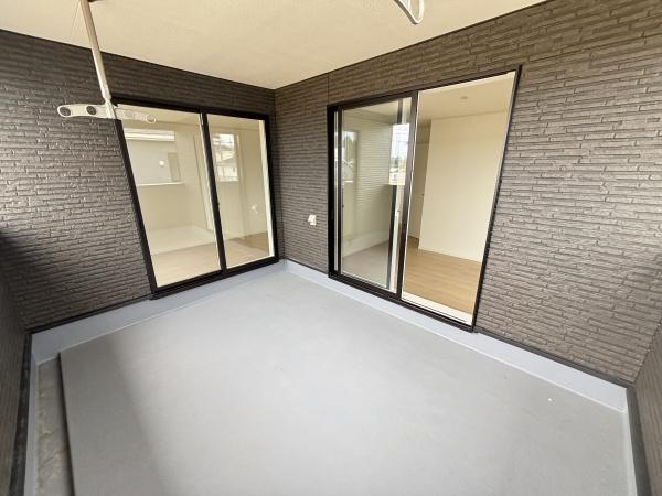 東近江市中野町第２－１号棟　新築分譲住宅