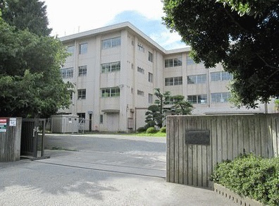 海老名コーポラスA棟(海老名市立中新田小学校)