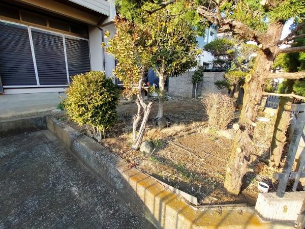 伊勢原市三ノ宮　戸建