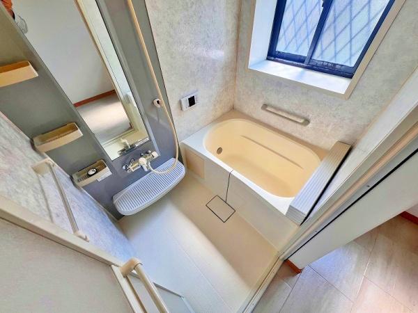 厚木市鳶尾５丁目の中古一戸建て