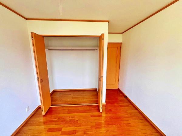 厚木市鳶尾５丁目の中古一戸建て