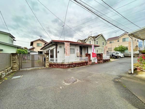 秦野市並木町