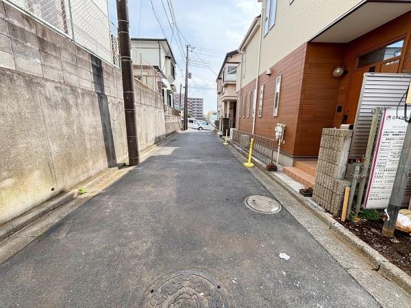 綾瀬市小園