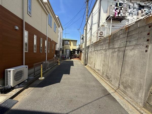 綾瀬市小園