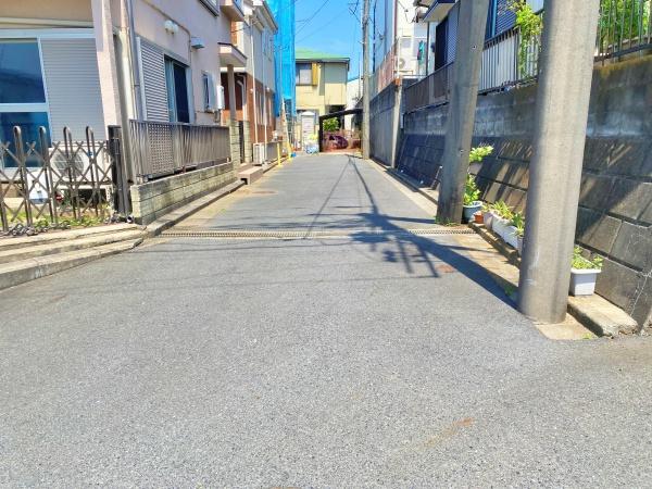 綾瀬市小園