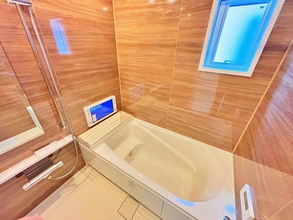 綾瀬市上土棚中２丁目の中古一戸建て