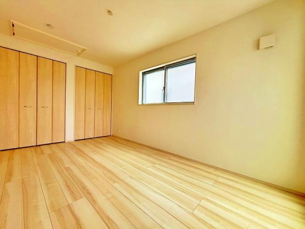 綾瀬市上土棚中２丁目の中古一戸建て