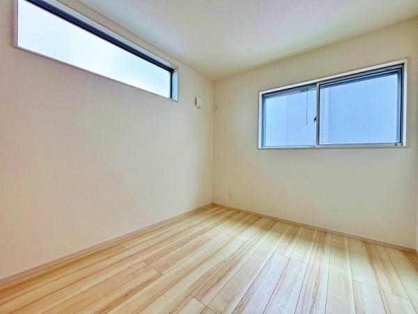 綾瀬市上土棚中２丁目の中古一戸建て