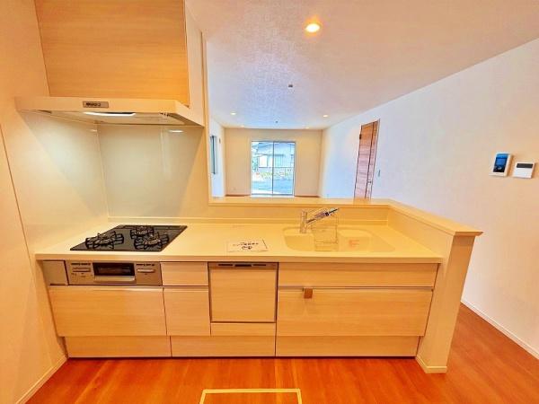 綾瀬市上土棚中２丁目の中古一戸建て