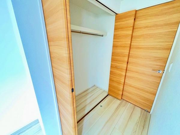 綾瀬市上土棚中２丁目の中古一戸建て