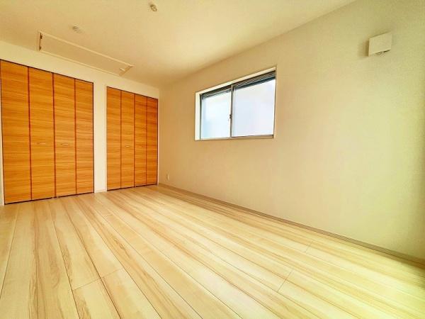綾瀬市上土棚中２丁目の中古一戸建て