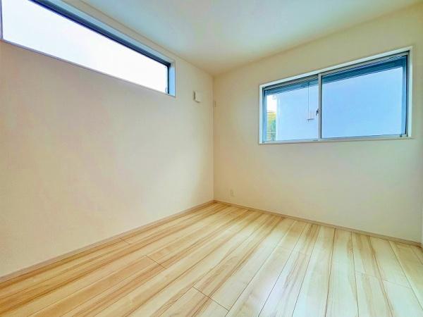 綾瀬市上土棚中２丁目の中古一戸建て