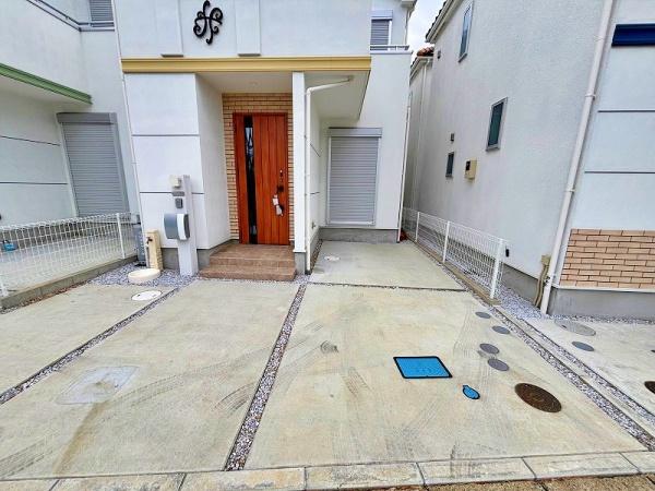 綾瀬市上土棚中２丁目の中古一戸建て