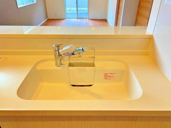 綾瀬市上土棚中２丁目の中古一戸建て